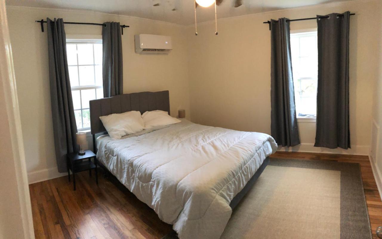 Renovated Space Close To Downtown - A